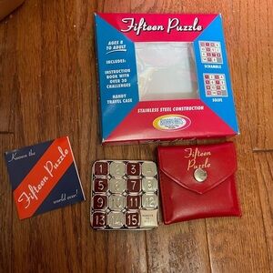 VTG Fifteen Puzzle Brain Game w/Case & Instruction Booklet. New.Binary Arts 2000